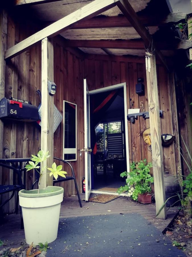 Pryor Haven Chalet Green Retreat In A Lovely Place كريستتشيرش المظهر الخارجي الصورة